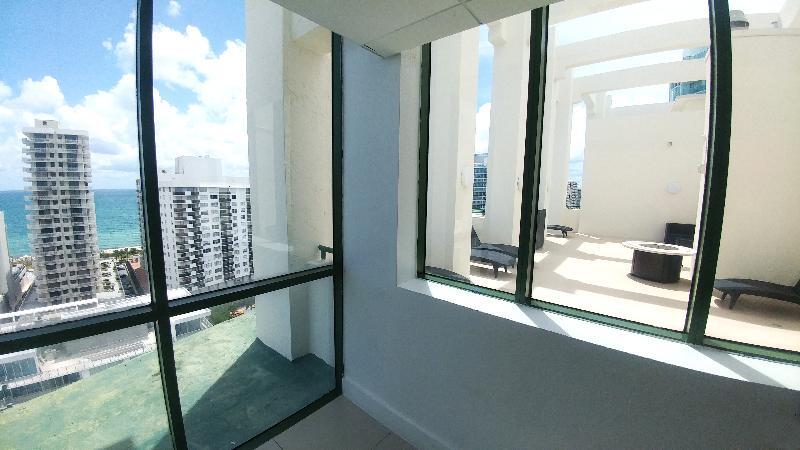 The Casablanca On The Ocean West Tower Hotel Miami Beach Eksteriør billede
